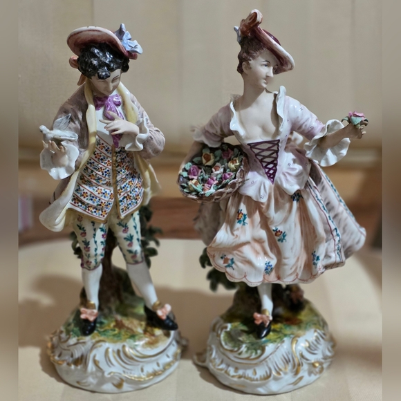 SET OF FW DRESDEN GERMAN PORCELAIN VINTAGE FIGURINES - Picture 1 of 14